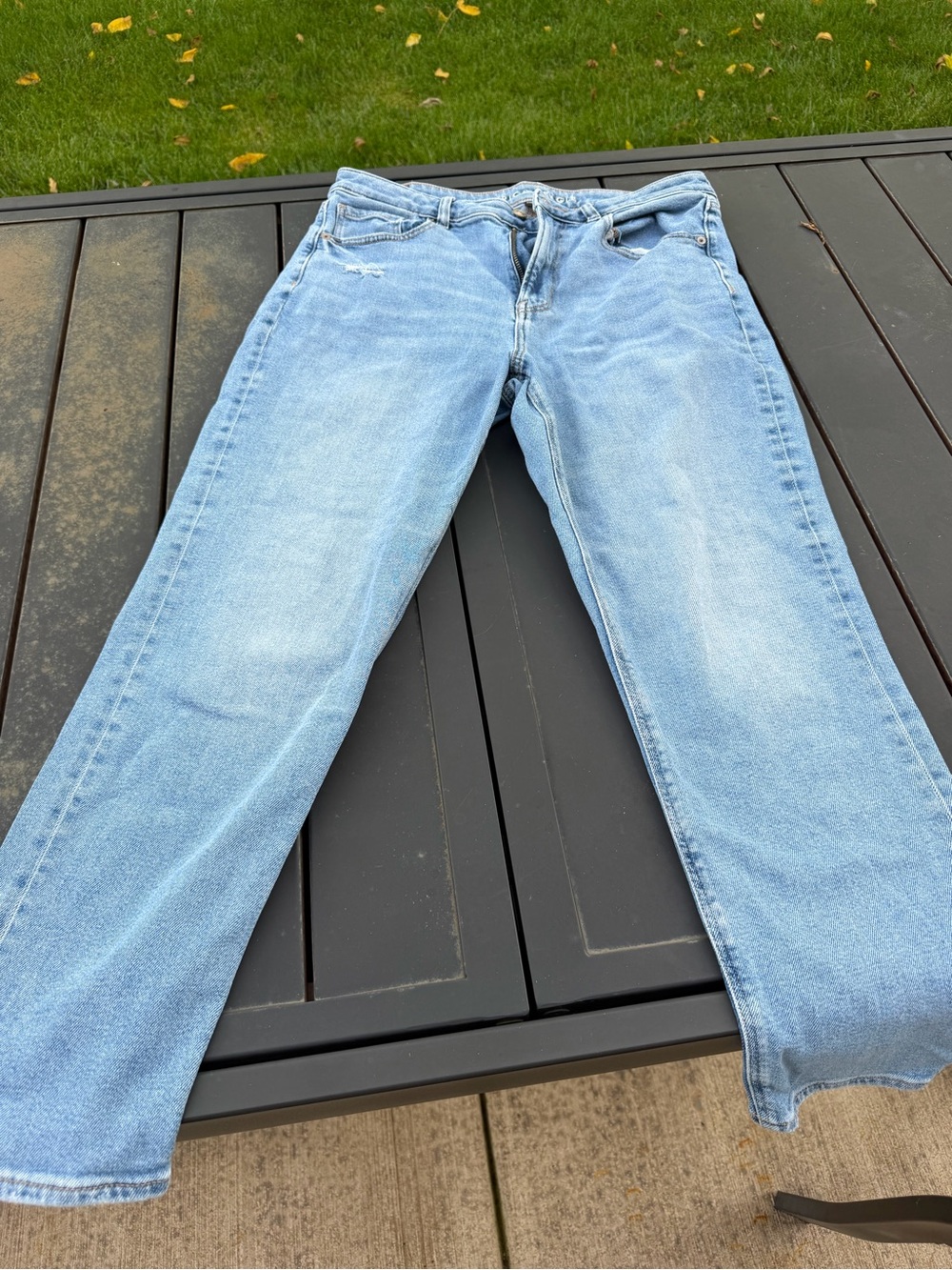 American Eagle Outfitters Light Blue High-Rise Straight Jeans